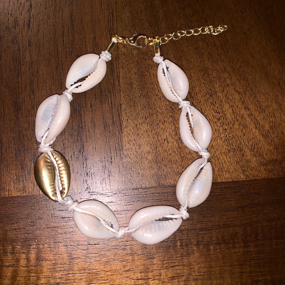 Cowrie Shell anklet Gold